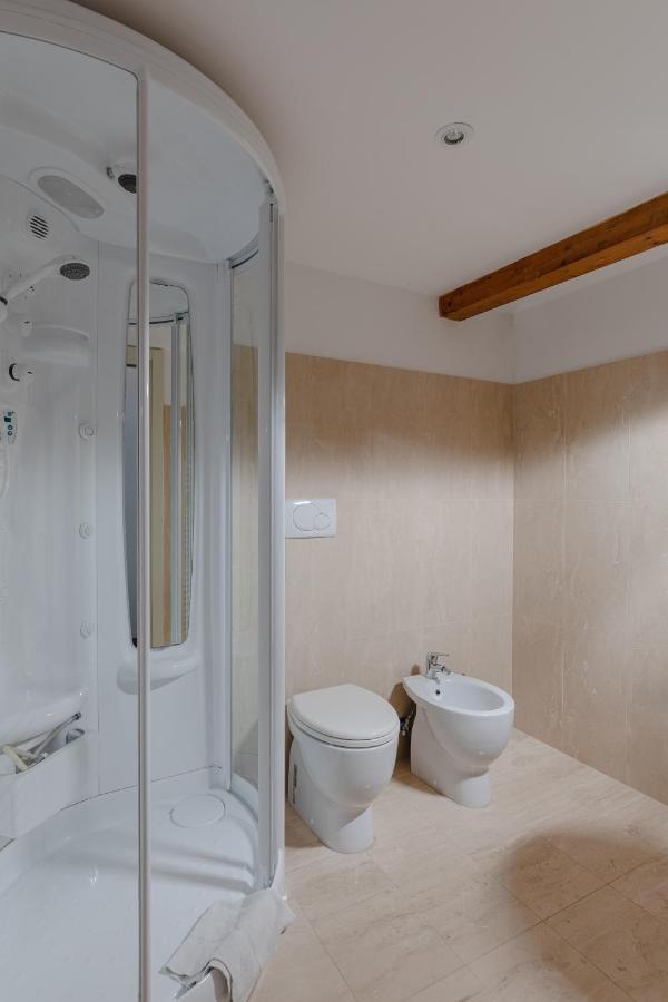 Aparthotel Torre Capranica Rzym Zewnętrze zdjęcie